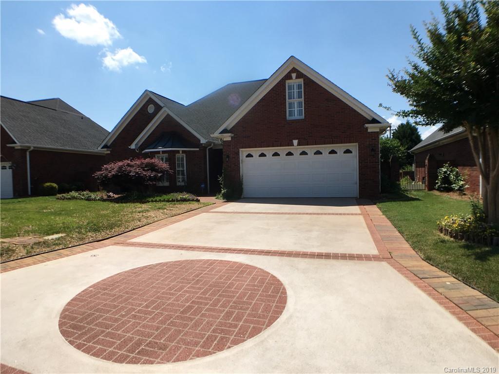 Property image 3 of 1579 Elkhart Circle in Hoffman Place, Gastonia, NC 28054