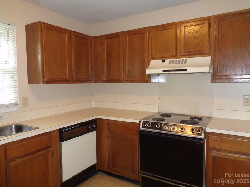 Property image 5 at 762 Marsh Road, Charlotte, NC 28209