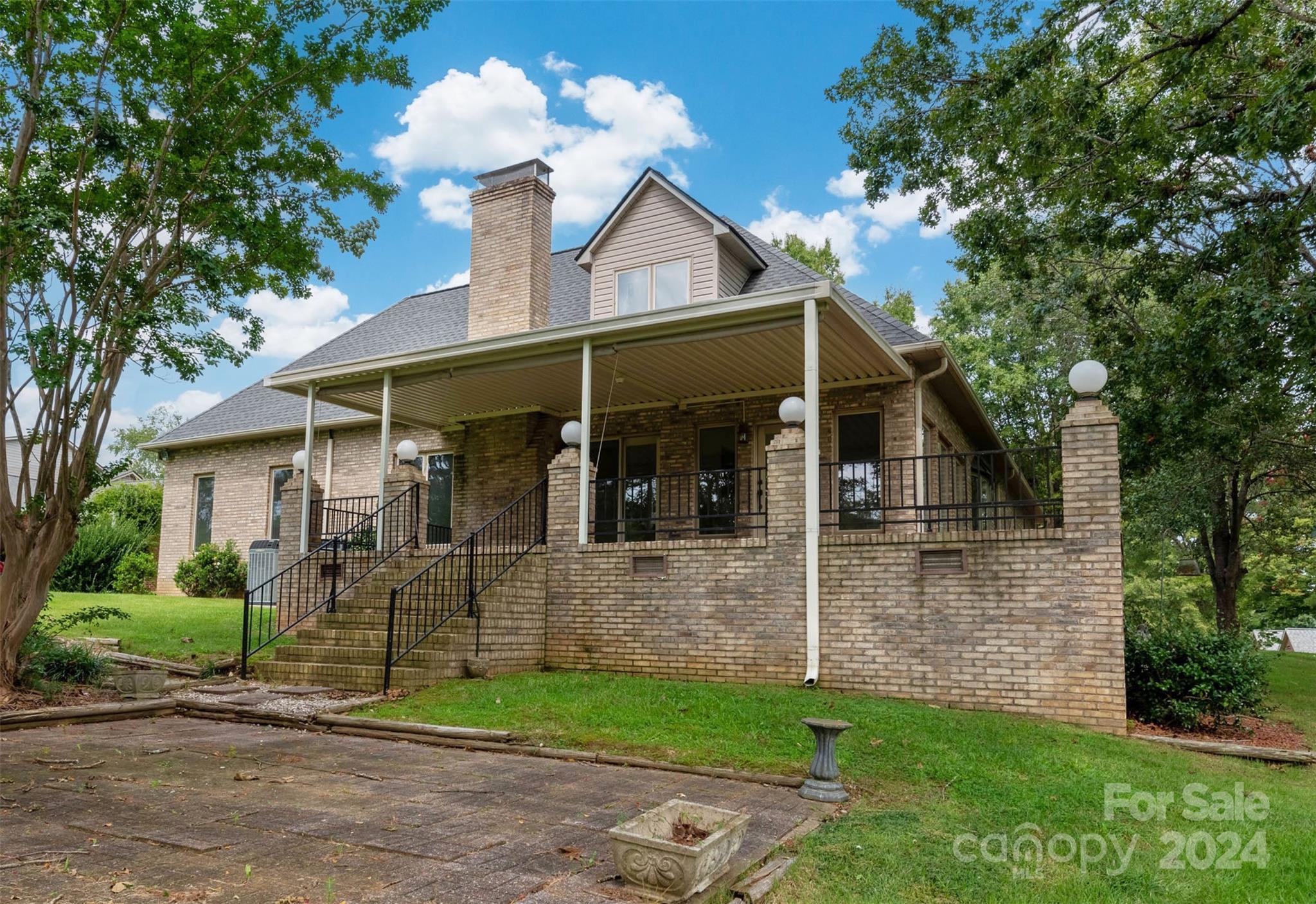 Property image 4 of 1717 Benjamin Drive in Corbin Hills, Salisbury, NC 28146