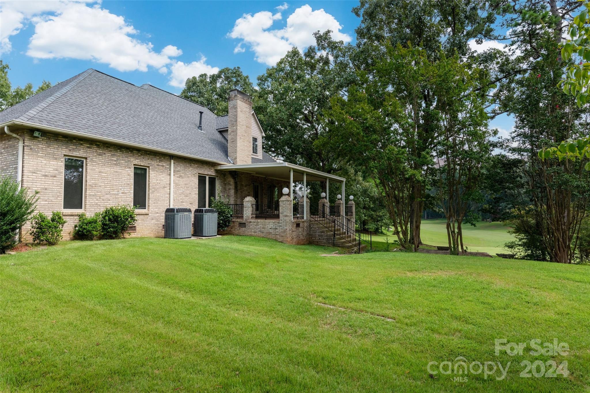 Property image 5 of 1717 Benjamin Drive in Corbin Hills, Salisbury, NC 28146