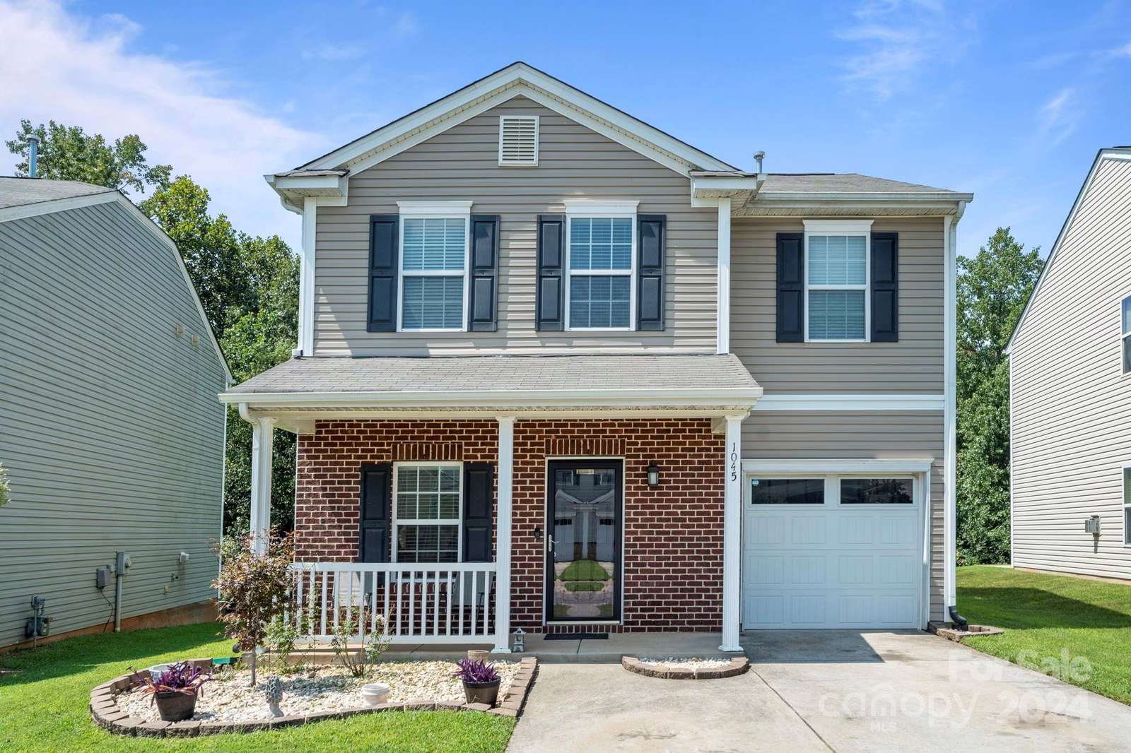 Property image 1 at 1045 Willow Wind Drive, Gastonia, NC 28054