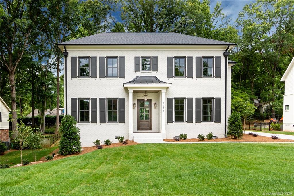 Property image 2 of 4321 Tottenham Road in Kingswood, Charlotte, NC 28226