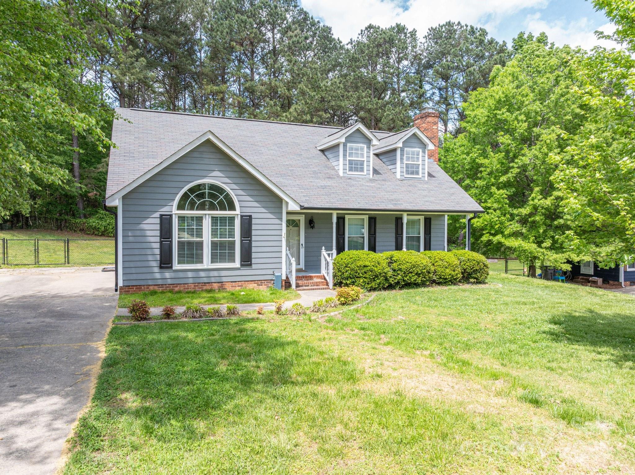 Property image 3 of 2439 Caswell Court in Governors Square, Gastonia, NC 28054