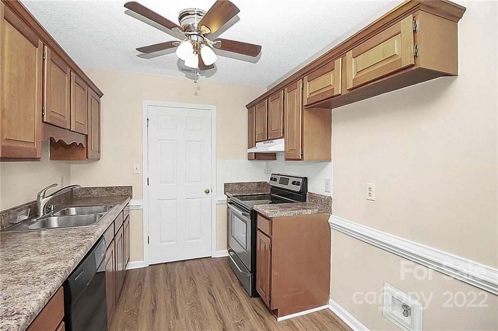 Property image 5 of 5108 Willow Run Drive in Hampton Meadows, Monroe, NC 28110