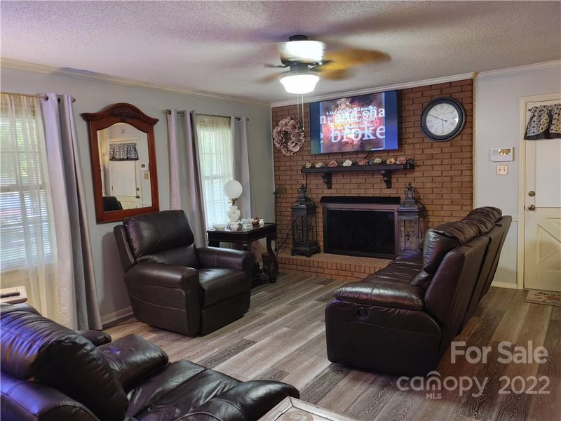 Property image 2 at 811 Woods Drive, Statesville, NC 28677
