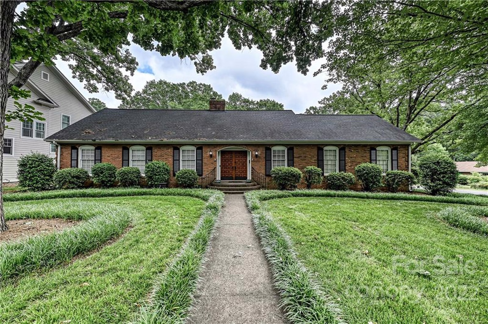 Property image 1 at 3131 Brookridge Lane, Charlotte, NC 28211