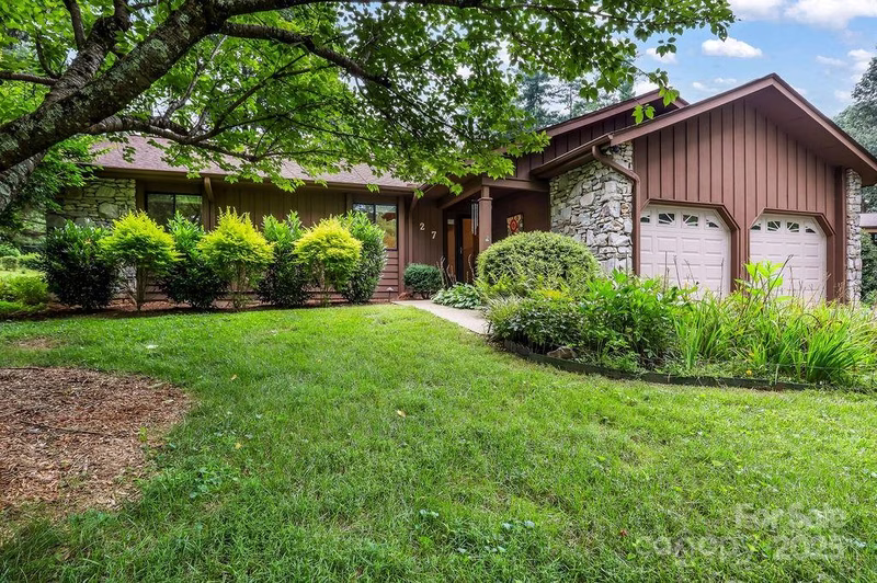27 Poplar Court