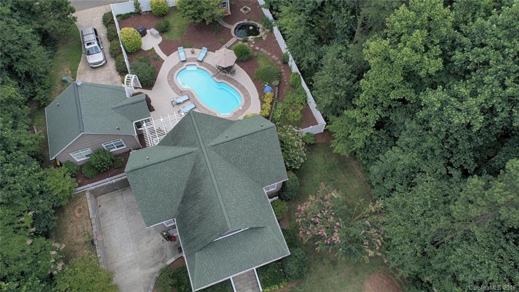 Property image 2 of 145 Morgan Bluff Road in Pirates Cove, Mooresville, NC 28117