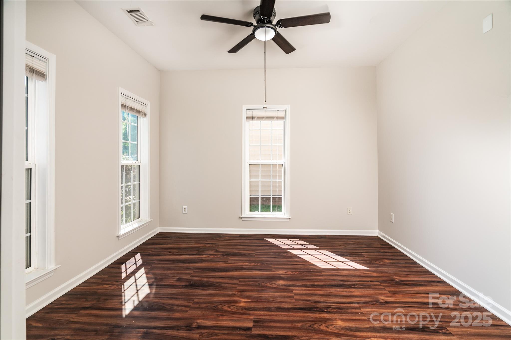 Property image 5 of 119 Tilton Drive in The Hampshires, Mooresville, NC 28115