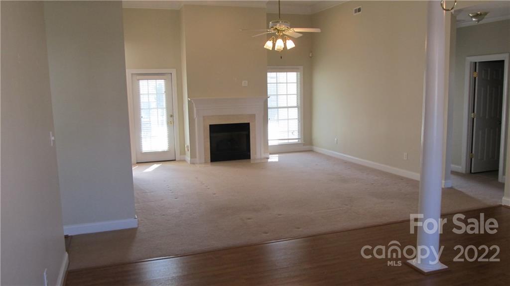 Property image 4 of 1575 Elkhart Circle in Hoffman Place, Gastonia, NC 28054