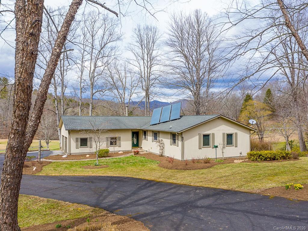 Property image 2 of 926 Ransom Silvers Road in The Reserve, Burnsville, NC 28714