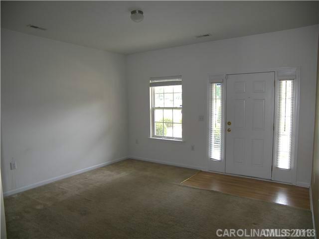Property image 4 of 7020 Somerset Springs Drive in Somerset Springs, Charlotte, NC 28262