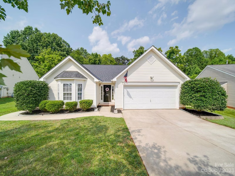 2304 Wexford Way