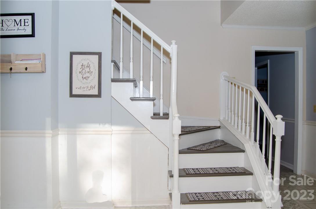 Property image 3 of 136 Wellington Drive in Country Club Hills, Salisbury, NC 28144