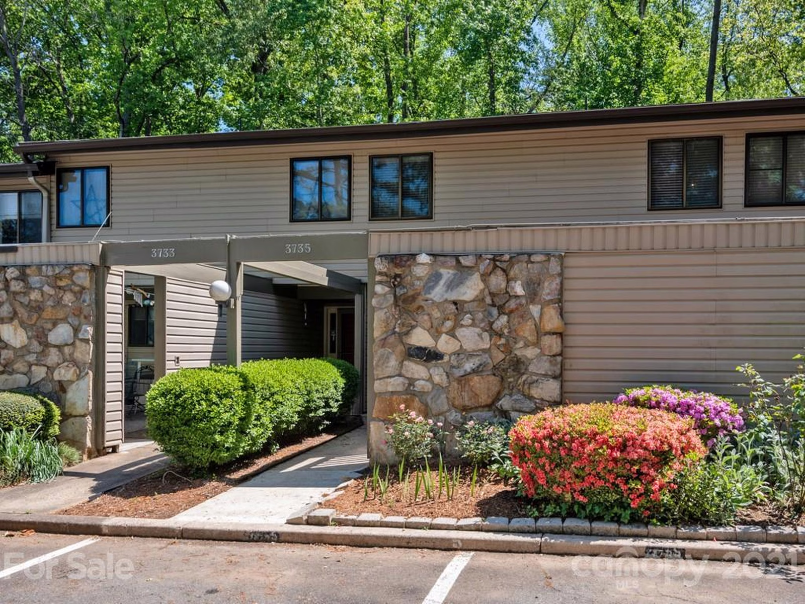 Property image 1 at 3735 Winding Creek Lane, Charlotte, NC 28226