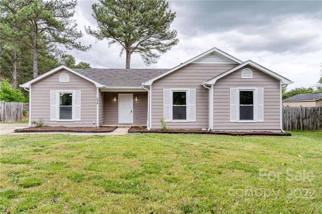 Property image 2 of 416 Iredell Court in Governors Square, Gastonia, NC 28054