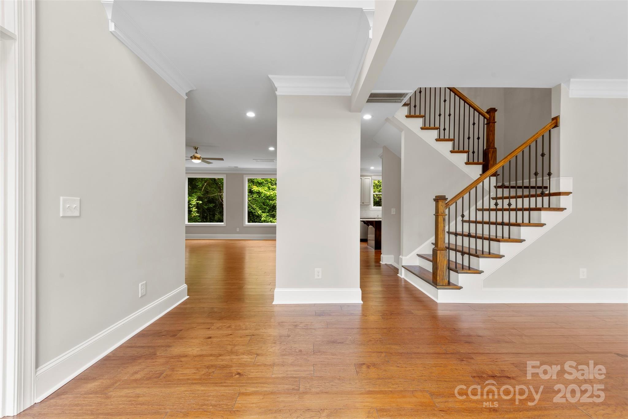 Property image 2 of 2857 Scarborough Court in Glenmoor, Gastonia, NC 28054