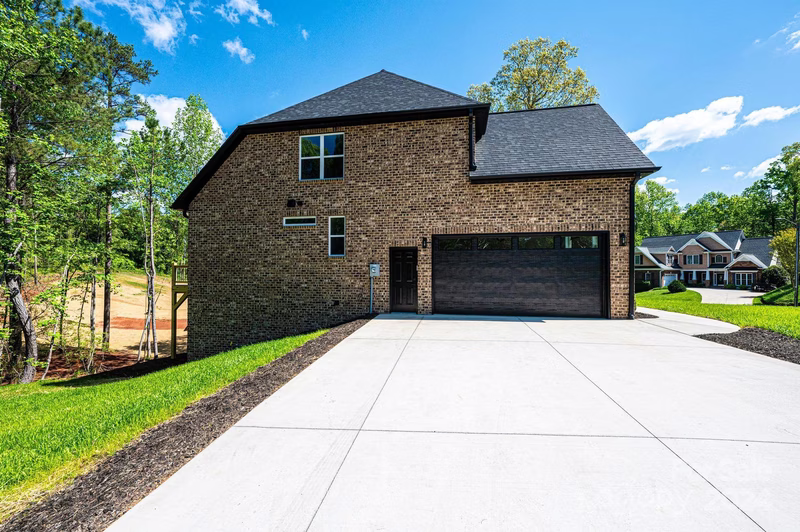 Property image 3 at 5115 Mark Drive, Hickory, NC 28601