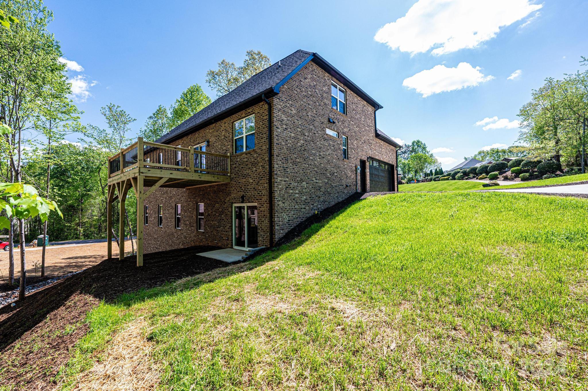 Property image 4 of 5115 Mark Drive in Catawba Springs, Hickory, NC 28601