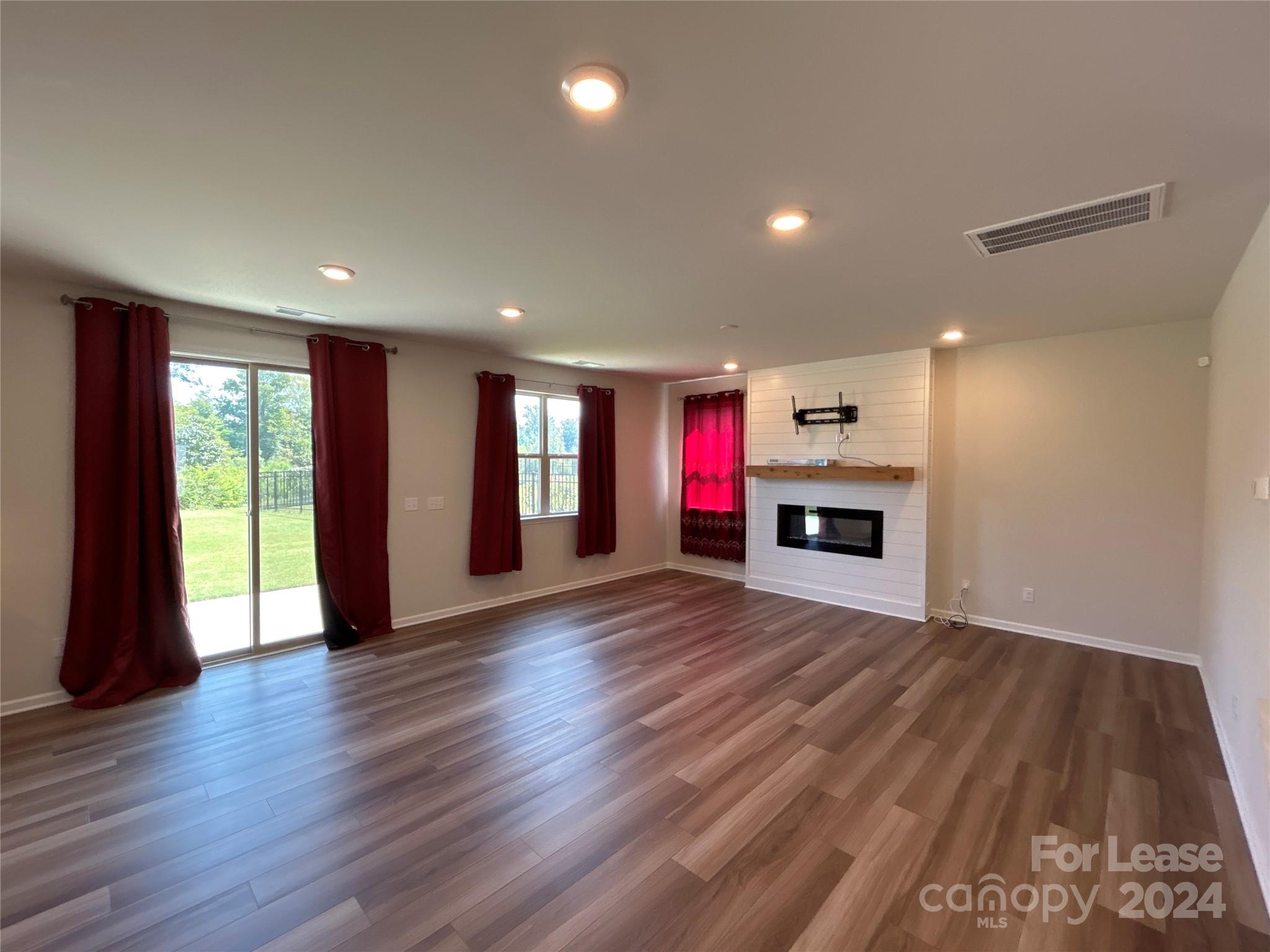 Property image 2 of 2054 Yearden Lane in Weddington Pointe, Monroe, NC 28110