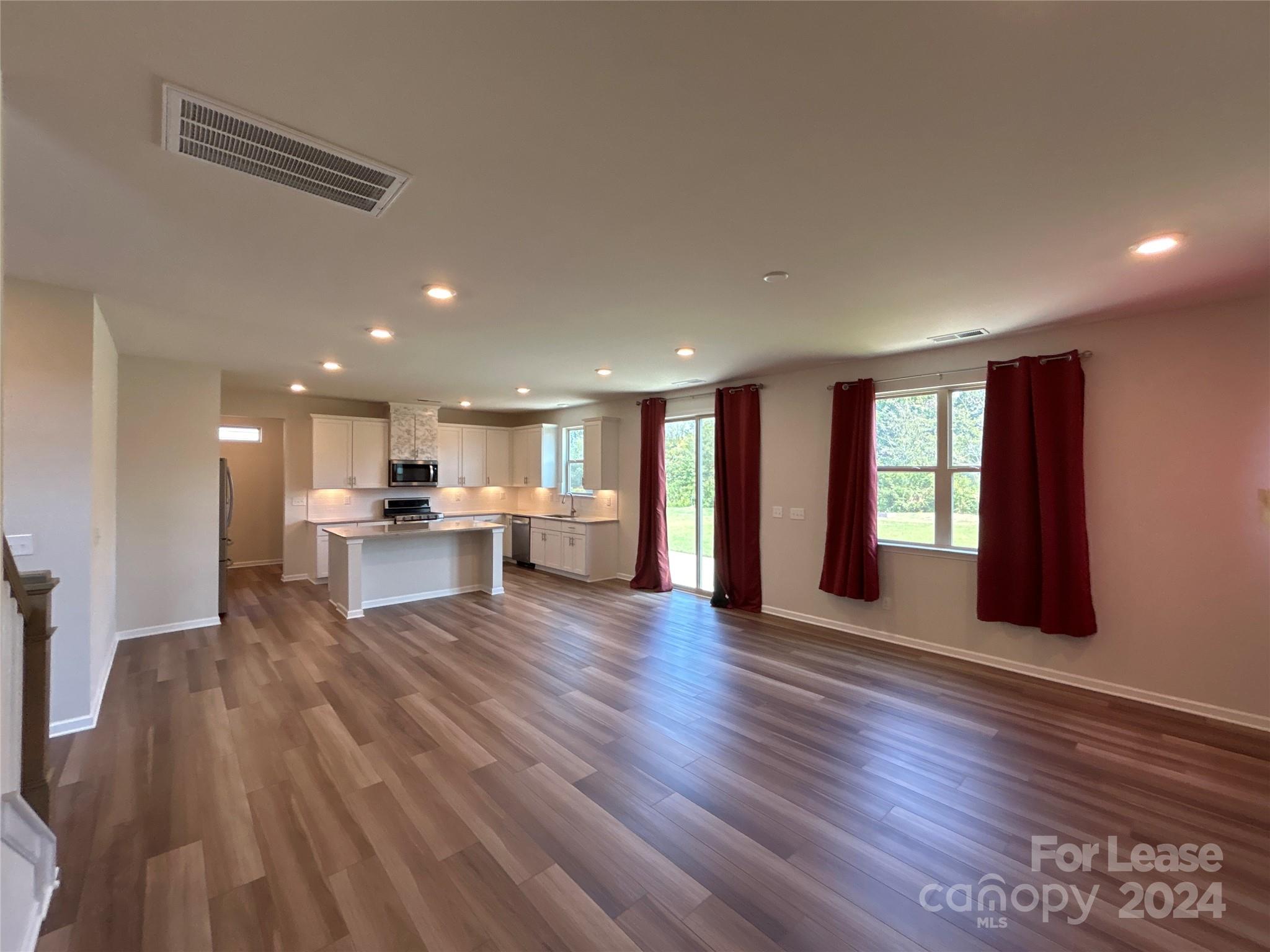 Property image 3 of 2054 Yearden Lane in Weddington Pointe, Monroe, NC 28110