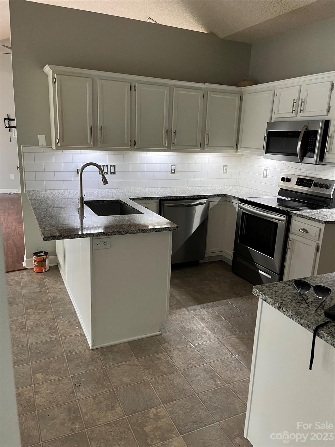 Property image 2 of 1007 Overhill Road in Woodfield, Salisbury, NC 28144