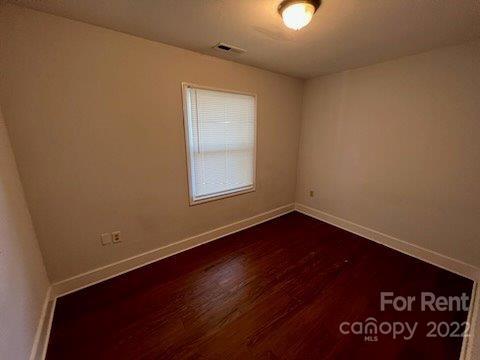 Property image 5 of 1616 Bluff Court in Greenville, Charlotte, NC 28206