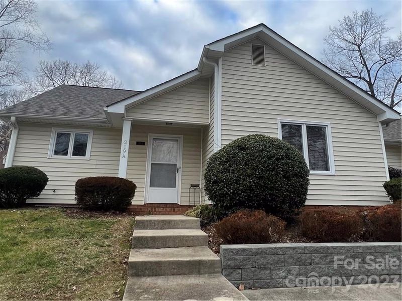 219a Eastwood Drive