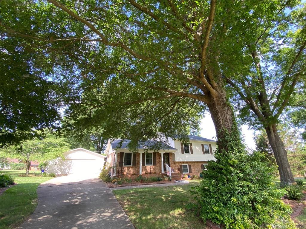 Property image 2 of 1514 Caromar Place in TayMor, Concord, NC 28027