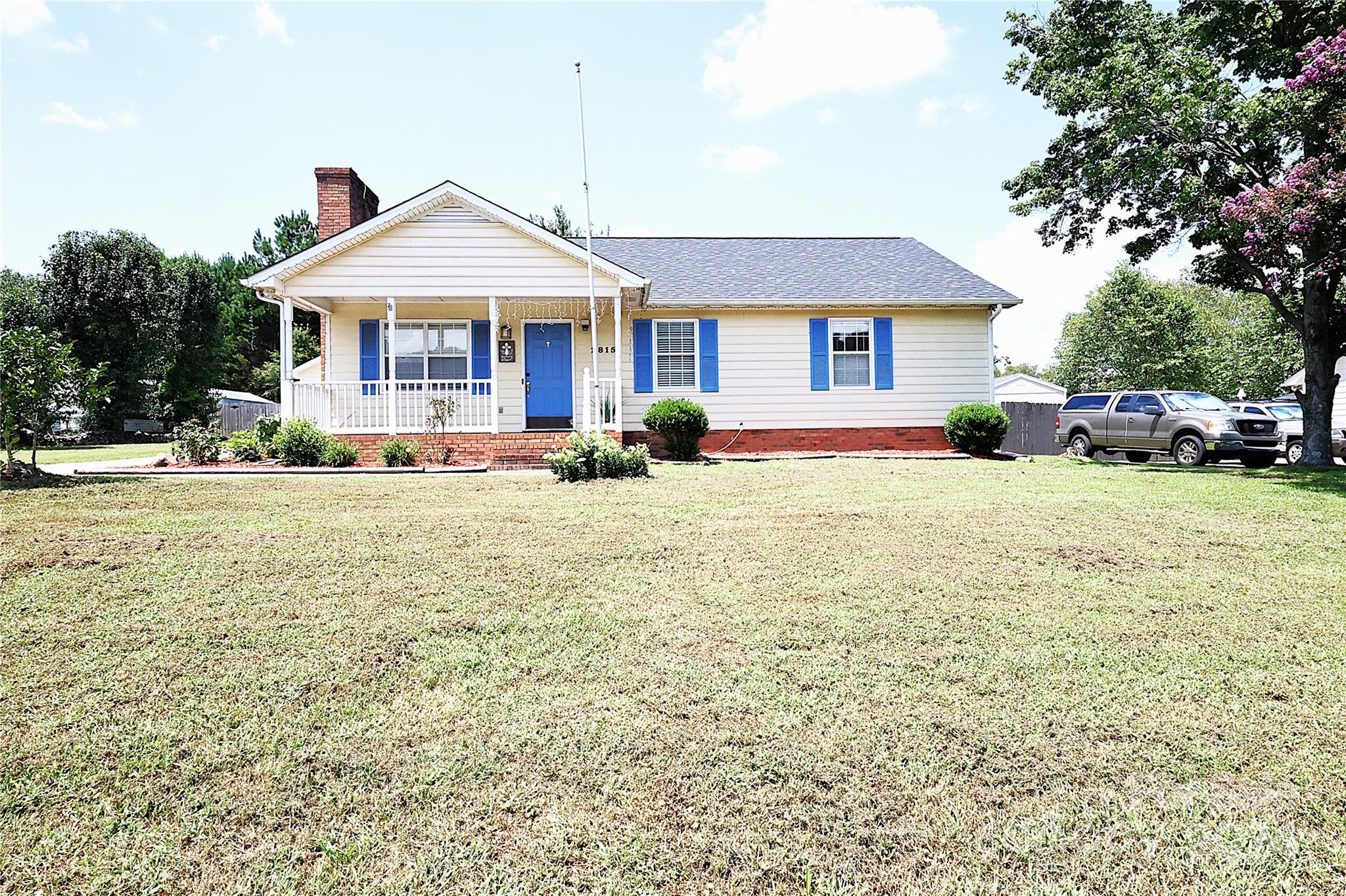 Property image 2 of 2815 Faircroft Way in Sandalwood, Monroe, NC 28110