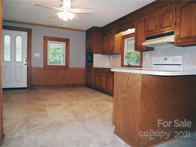 Property image 5 at 428 S 8th Avenue, Maiden, NC 28650