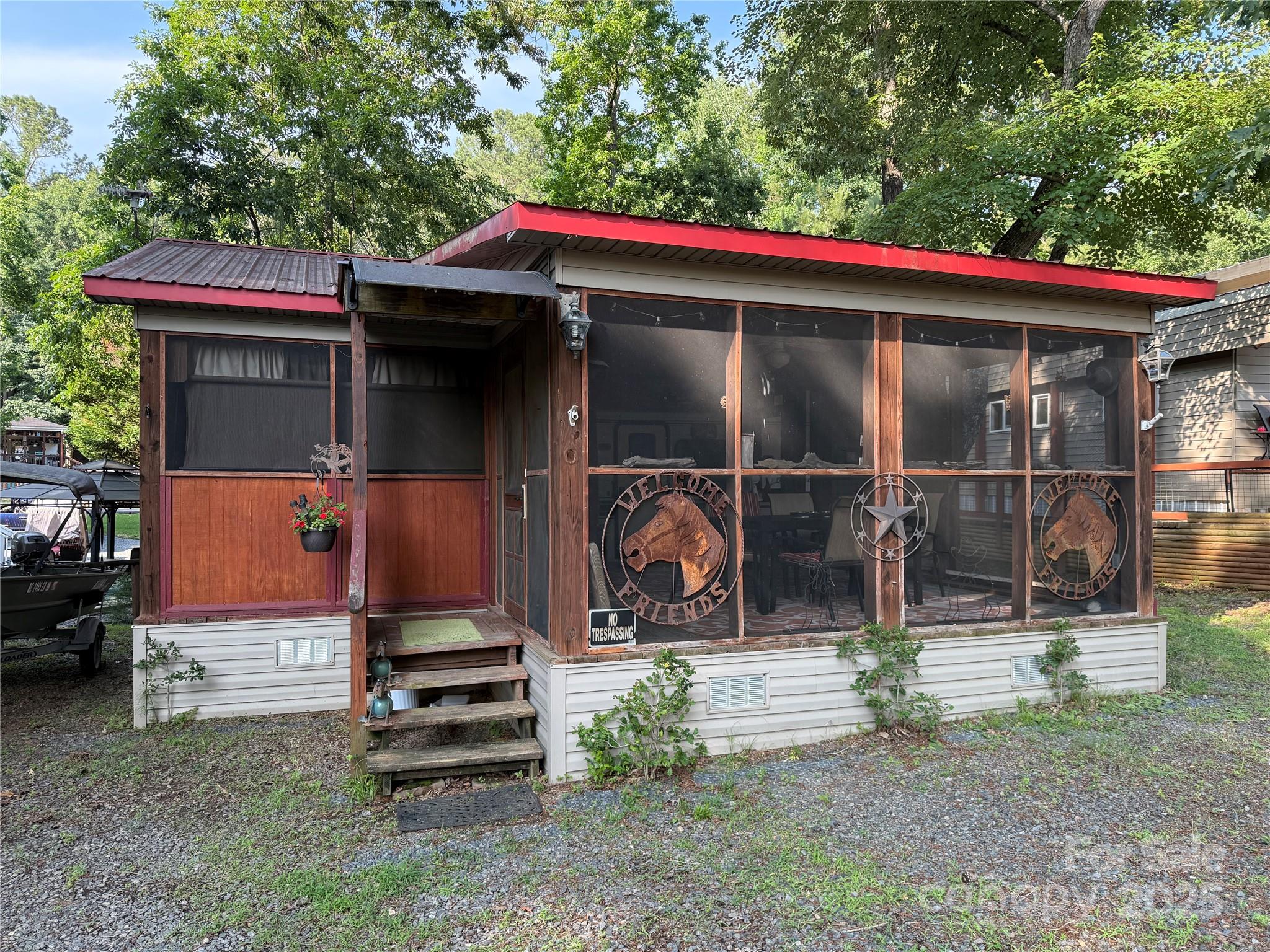 Property image 2 of 160 162 Arrowood Trail in Twin Harbor, Mount Gilead, NC 27306