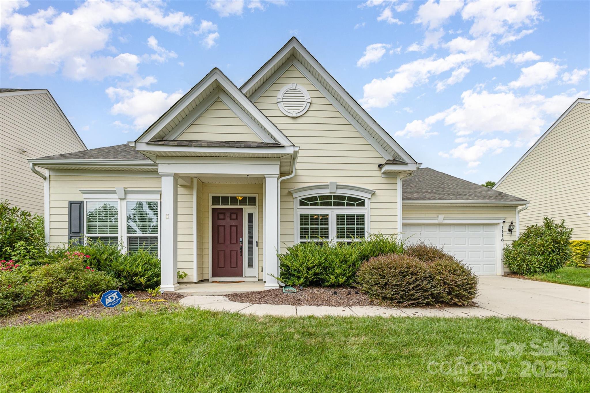 Property image 2 of 1116 Arnott Lane in Lismore, Matthews, NC 28105