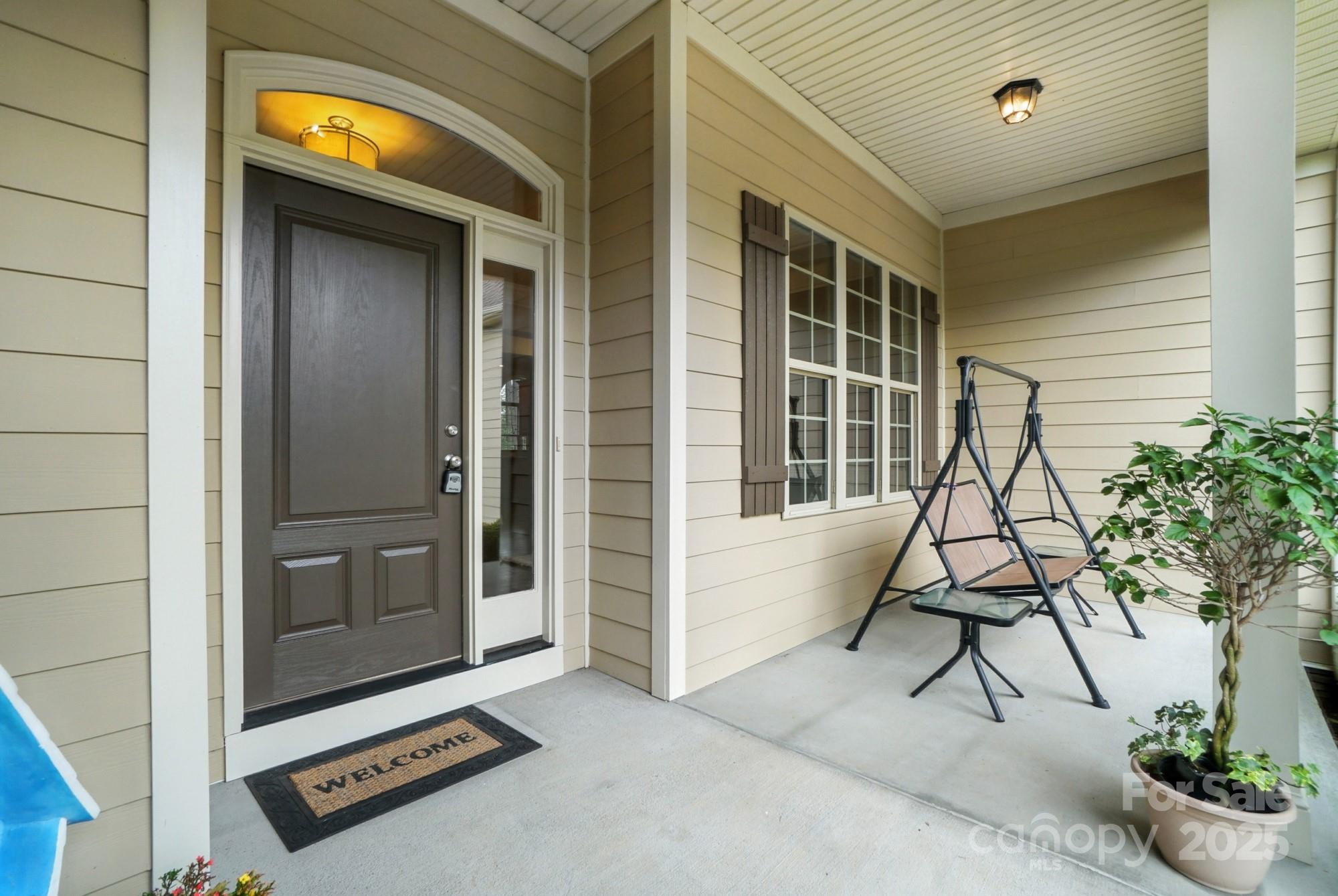 Property image 3 of 119 Cedar Branch Court in Woodleaf, Mooresville, NC 28117