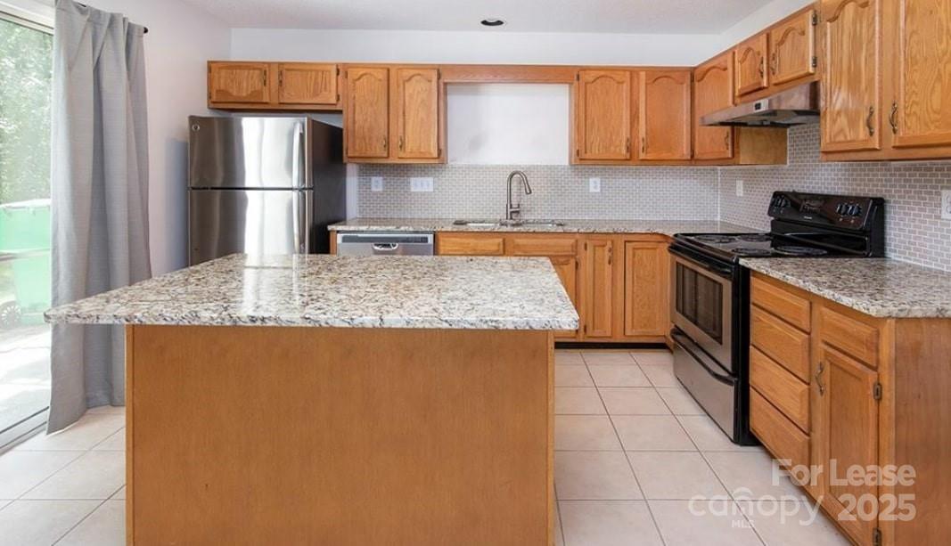 Property image 5 of 3134 Summercroft Lane in Rossmore, Charlotte, NC 28269