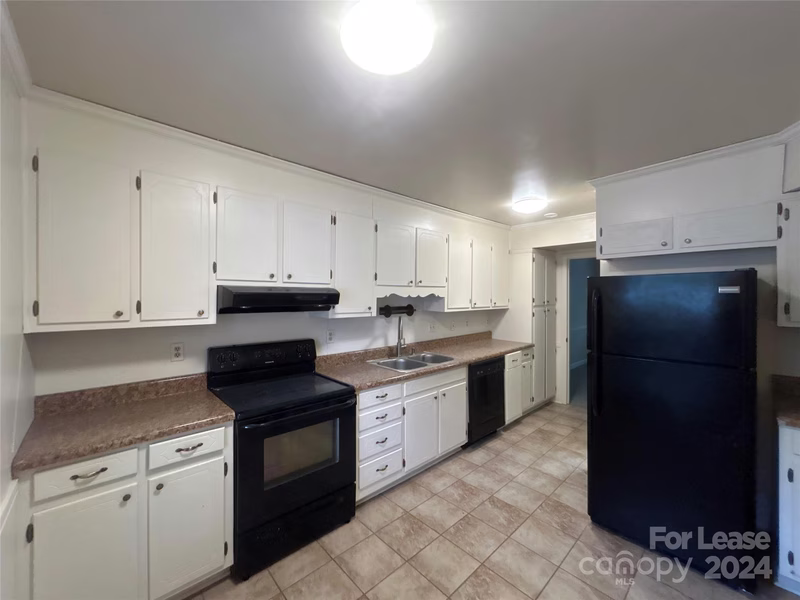 Property image 2 at 6628 Bunker Hill Circle, Charlotte, NC 28210