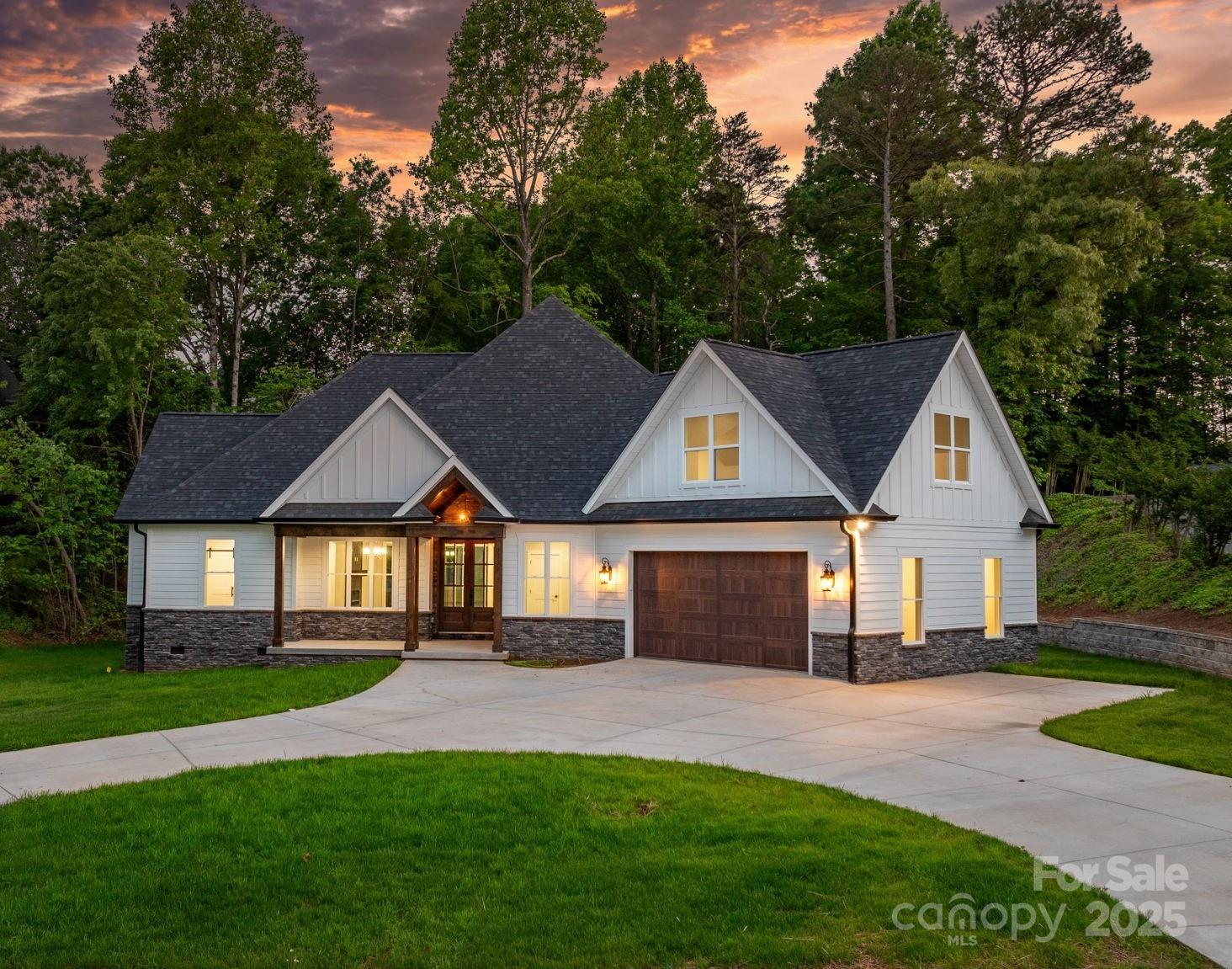Property image 3 of 3732 Whitney Drive in Catawba Springs, Hickory, NC 28601