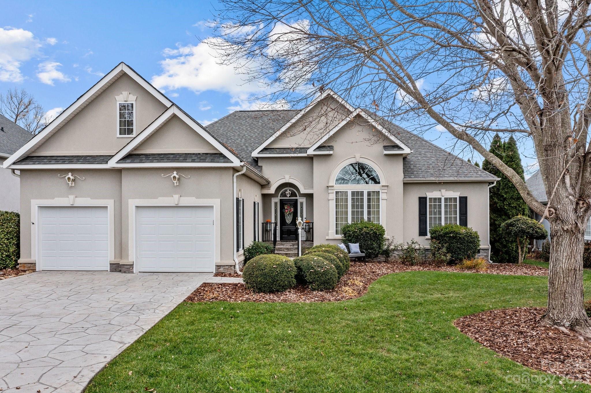 Property image 5 of 402 Spyglass Hill Place in Crescent Golf and Country Club, Salisbury, NC 28144