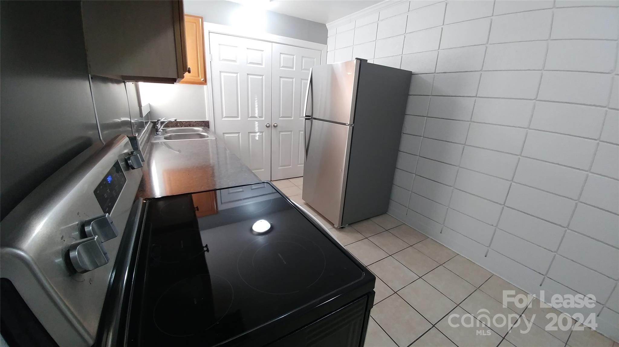 Property image 3 of 104 Clegg Street in Park Place, Statesville, NC 28677