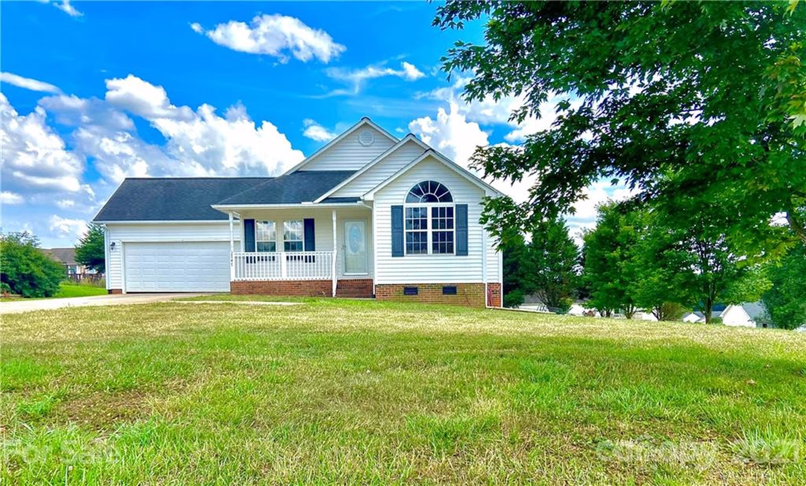 Property image 1 at 2747 Eagle Drive, Lincolnton, NC 28092