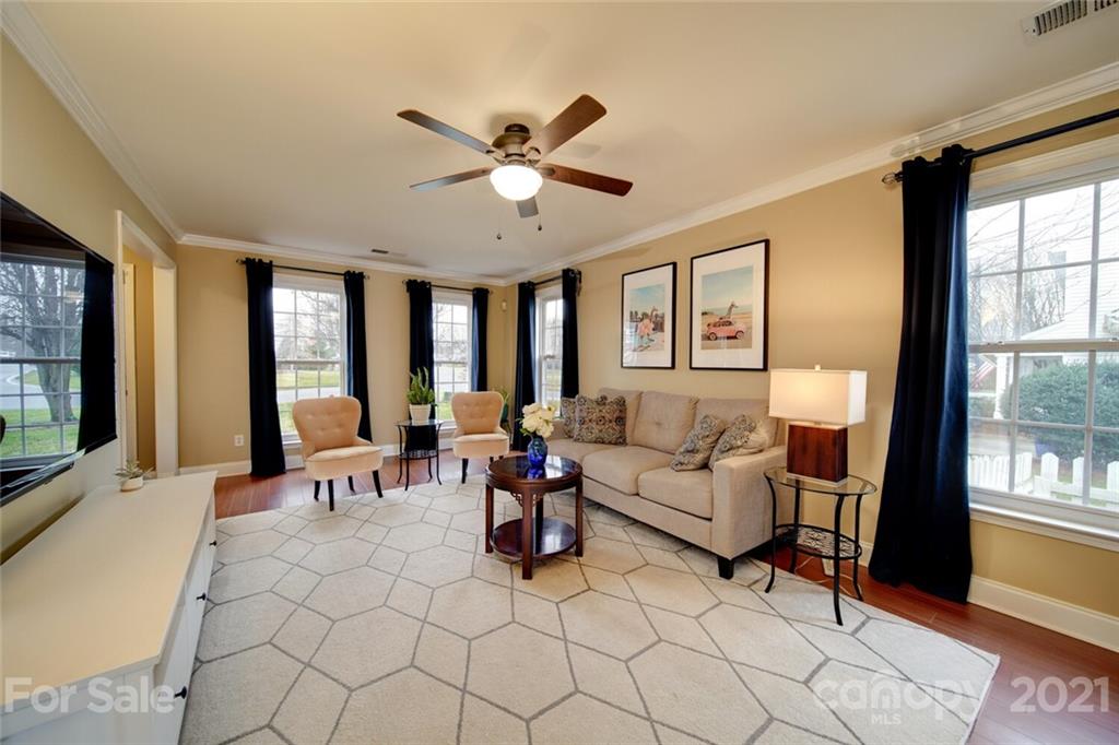 Property image 4 of 2300 Kings Farm Way in Oak Grove, Indian Trail, NC 28079