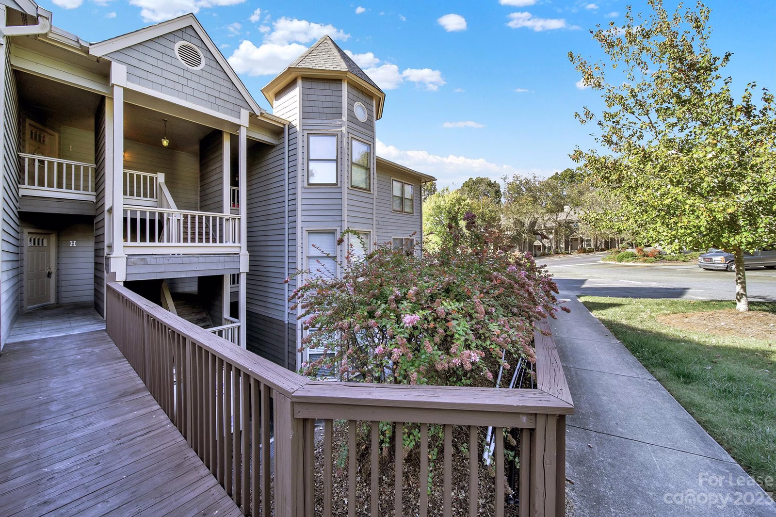 Property image 1 at 13824 Queens Harbor Road, Charlotte, NC 28278