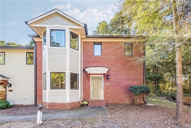 1035 Wexford Place