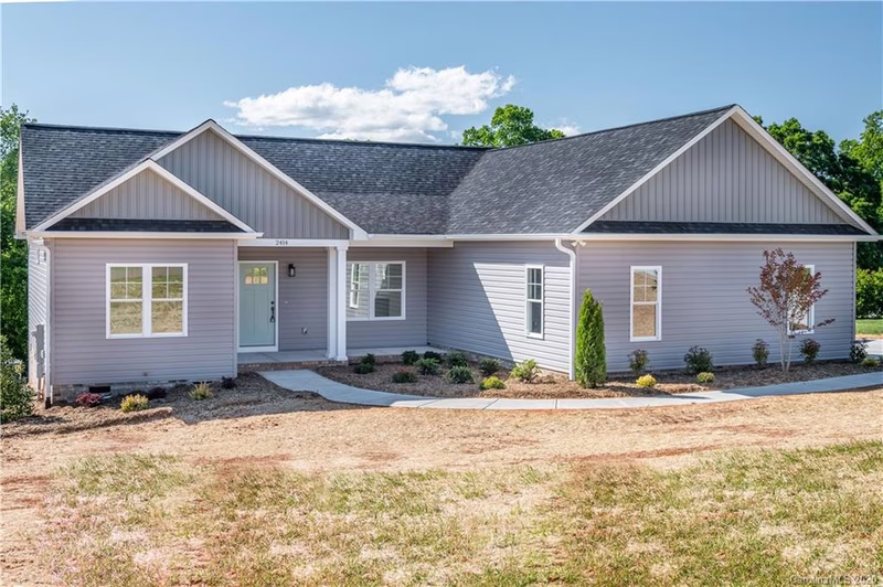 2414 Carriage Lane