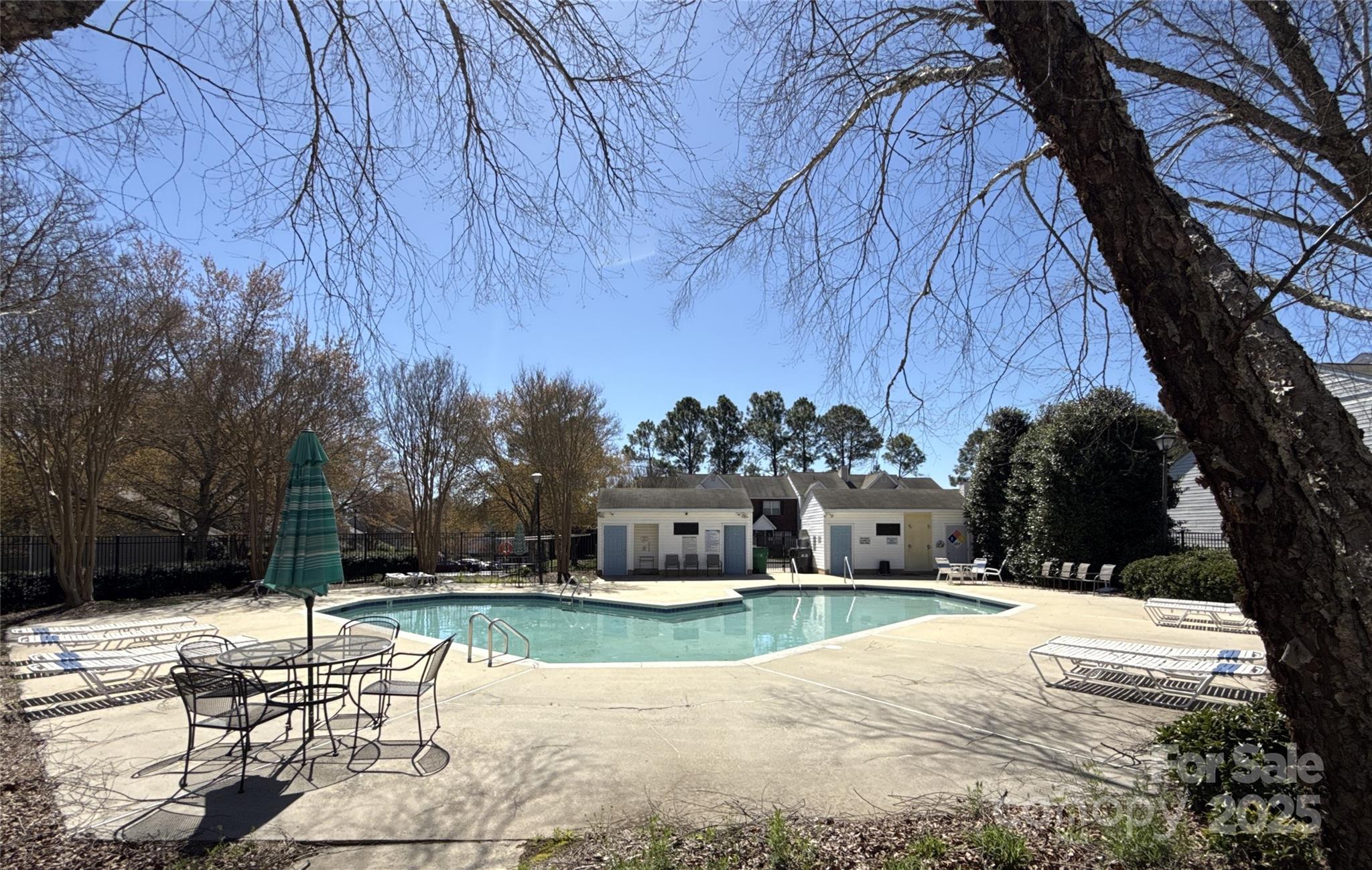 Property image 2 of 9130 Charminster Court in Rossmore, Charlotte, NC 28269