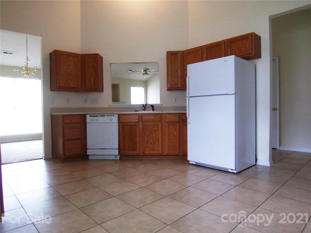 Property image 4 of 14318 Chenault Drive in Covington, Huntersville, NC 28078