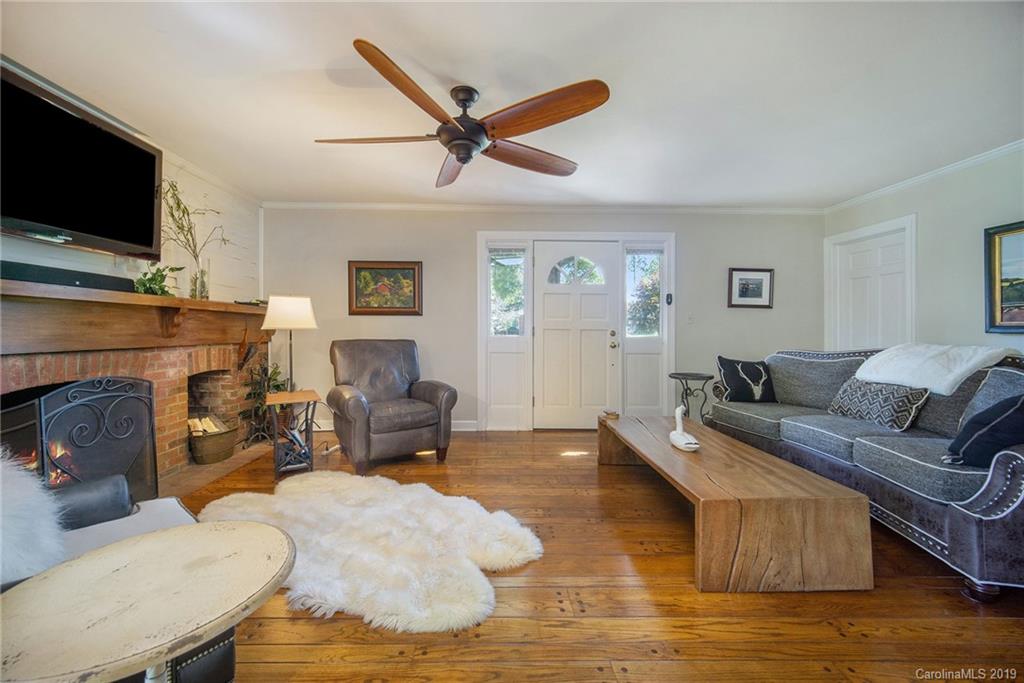 Property image 5 of 741 Sherwin Lane in Brafford Farms, Concord, NC 28025