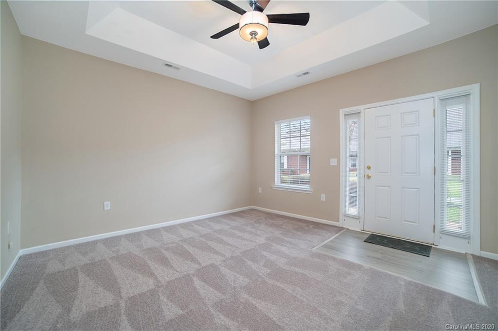 Property image 2 of 7057 Somerset Springs Drive in Somerset Springs, Charlotte, NC 28262