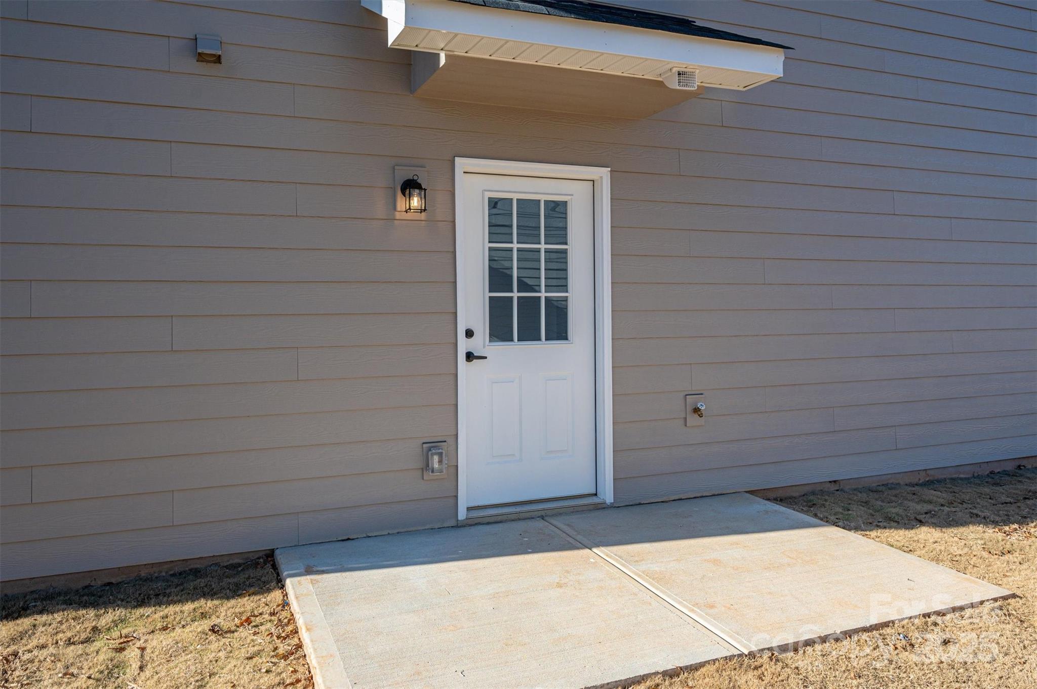Property image 2 of 1320 1322 Main Avenue in SHUFORD MILL VILLAGE, Hickory, NC 28602