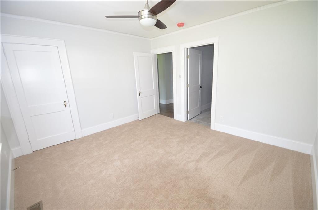 Property image 5 of 604 9th Street in Oakwood Terrace, Hickory, NC 28601